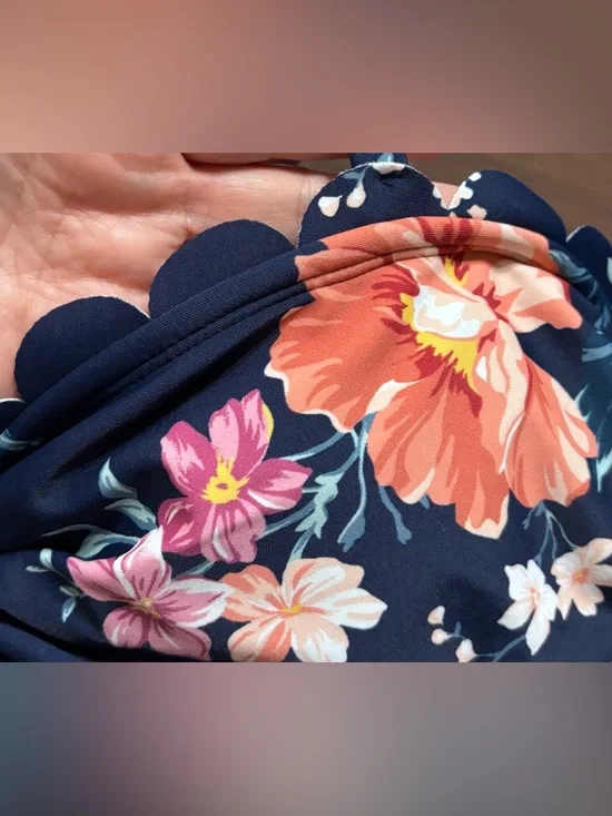 Cupshe Navy Floral Two-Piece Bikini - NWT-M - Picture 3 of 6